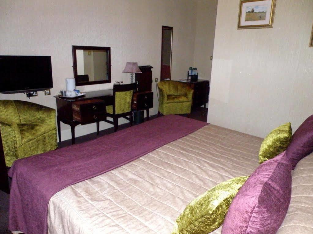 בורנמות' Hotel Miramar מראה חיצוני תמונה